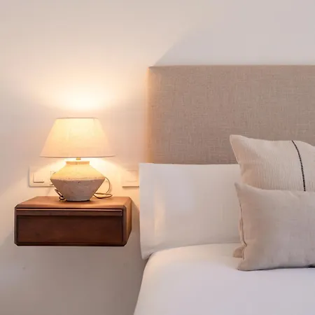 Banus Palm Garden - Stylish & Prime Location Apartment Marbella